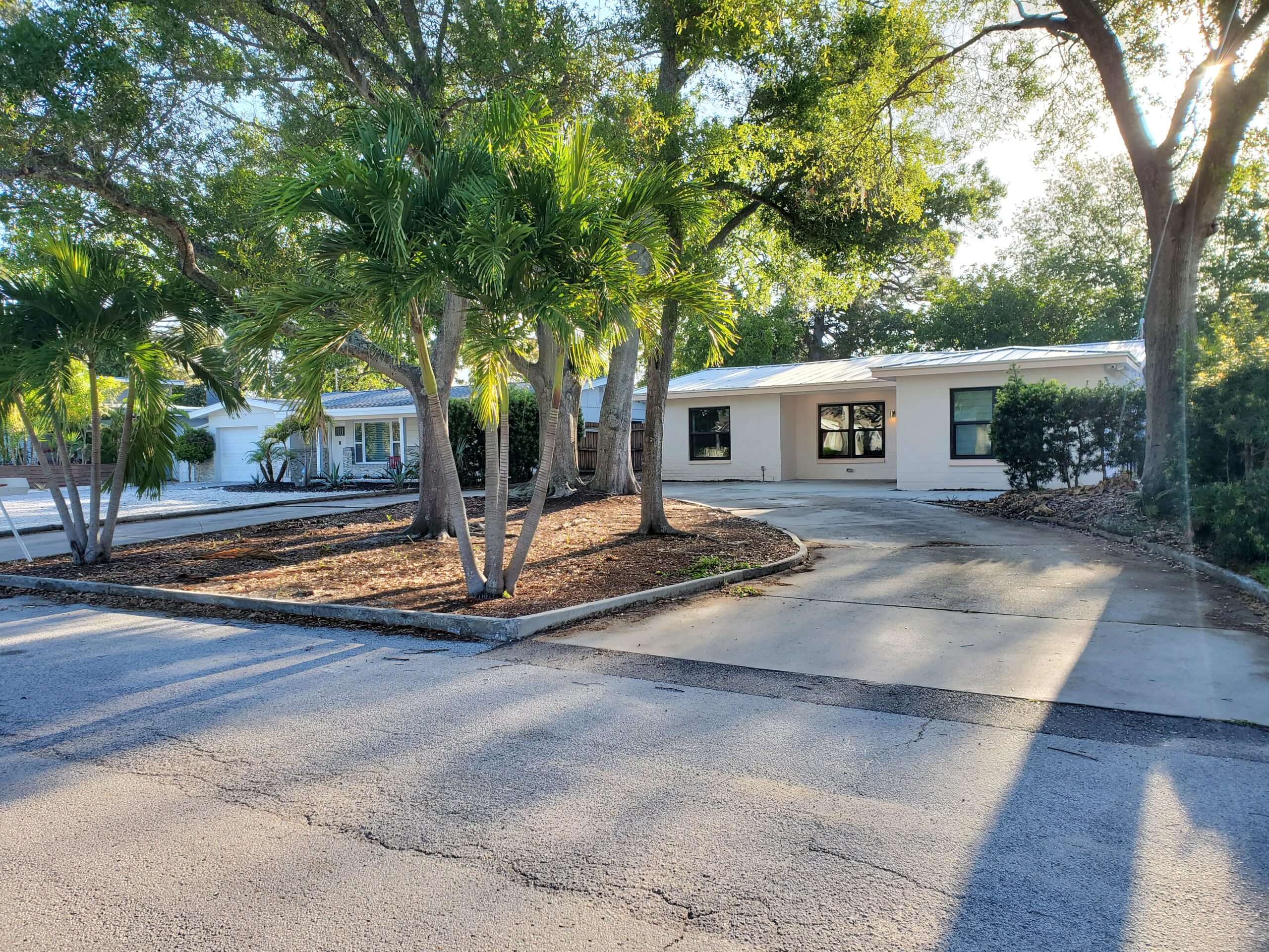 VanMeurer roof sheathing and structural work